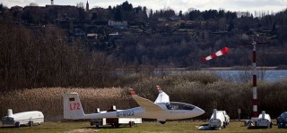  Escuela de vuelo en Varese 